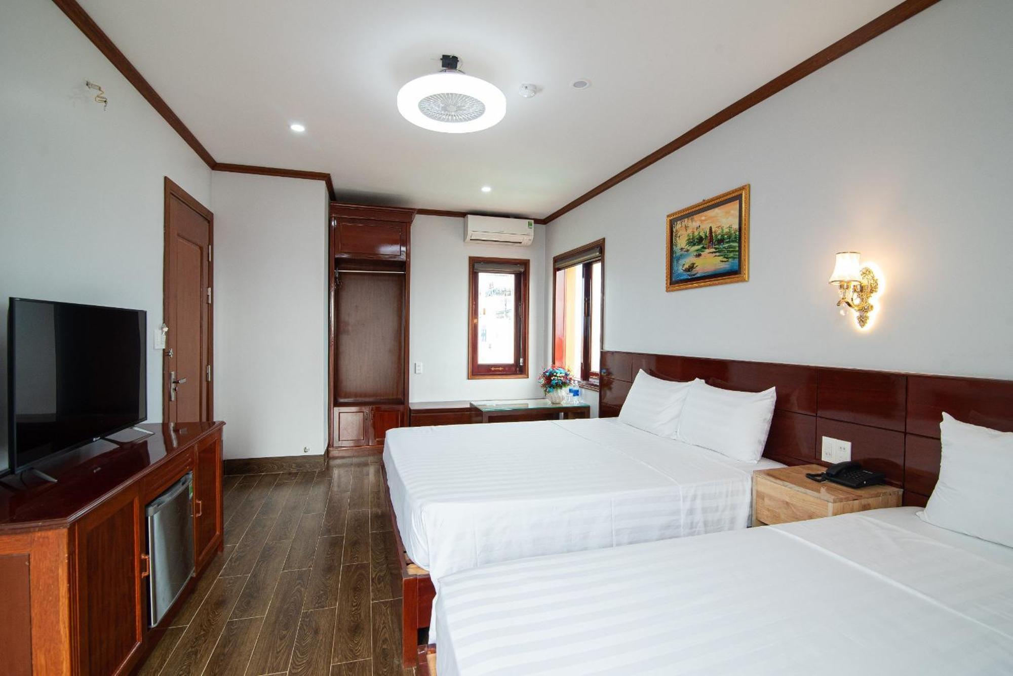 Minh Quang Hotel Ντονγκ Χόι Εξωτερικό φωτογραφία
